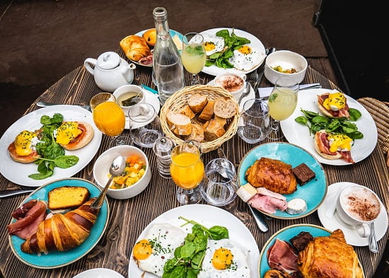Colazione a Parigi
