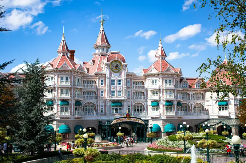 Disneyland Hotel