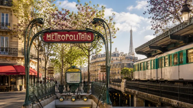 Metro a Parigi