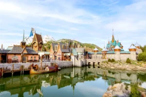 World of Frozen a Disneyland Paris: cosa vedere e come organizzare la visita ad Arendelle